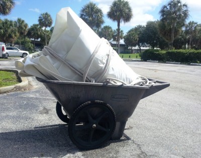 Sail in dock cart