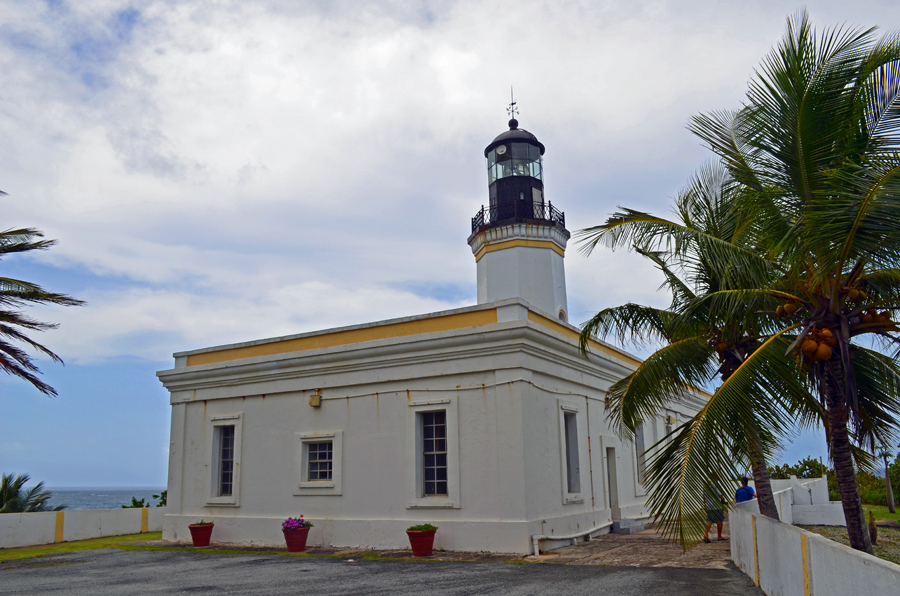 Maunabo lighthouse