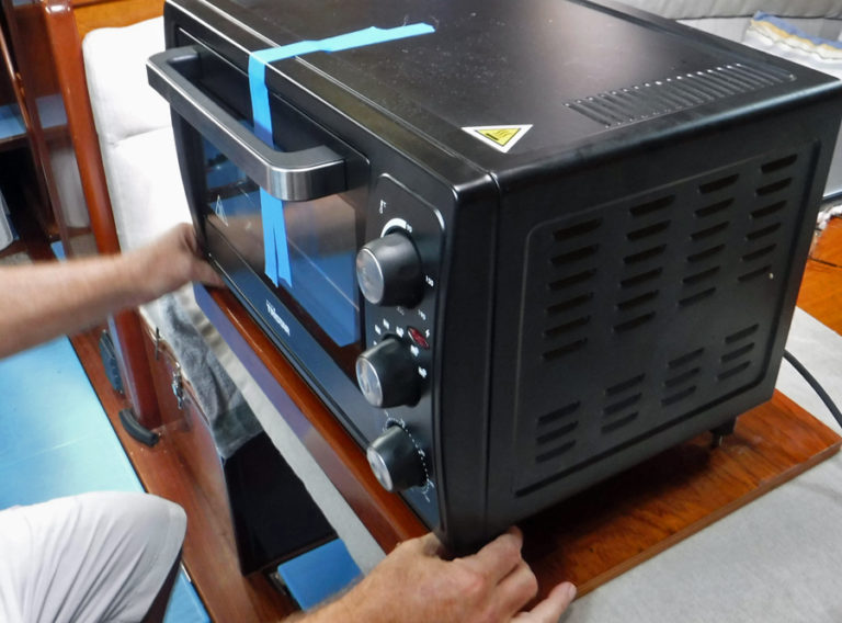 Toaster oven Cream Puff Life's Sweet Treat Cream Puff Life's